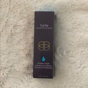 Tarte liquid foundation